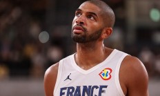 开云体育app-法国队险胜日本队，辛杜统治全场