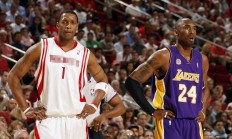 开云体育视频直播-詹姆斯彻底打爆防线，热火逆转马刺，一场经典的王者归来