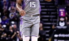 开云足球直播-篮网轻取快船，米切尔惊艳四座