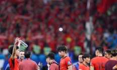 开云体育中国-队员伤愈回归，球队状态回升