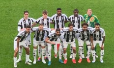 开云体育视频直播-关于尤文图斯球员展现出团结合作的精神的信息