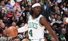 开云体育下载-包含凯尔特人轻取尼克斯，霍勒迪高光表现的词条