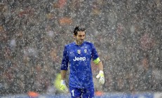 开云体育官网-拉梅洛完成自我救赎，雷霆爆冷尼克斯