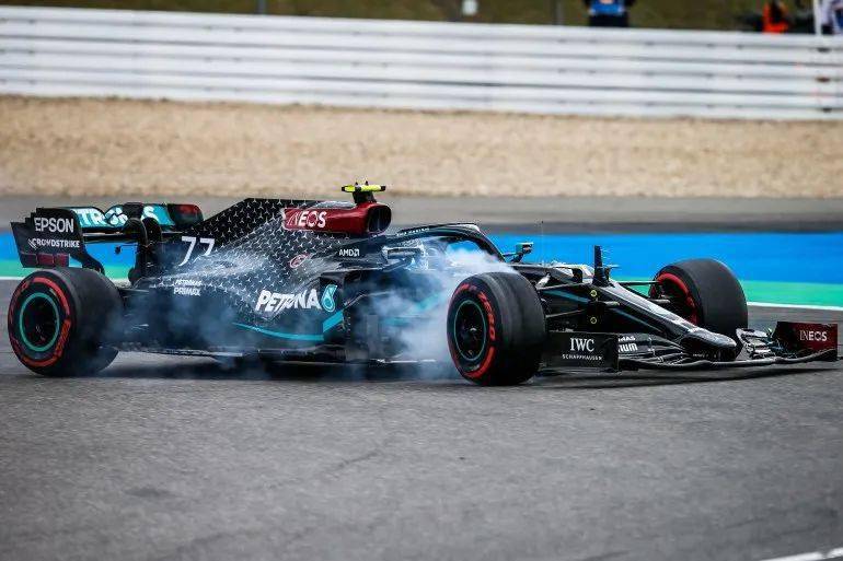 包含哈斯车队碾压法拉利，诺里斯扛起全队的词条