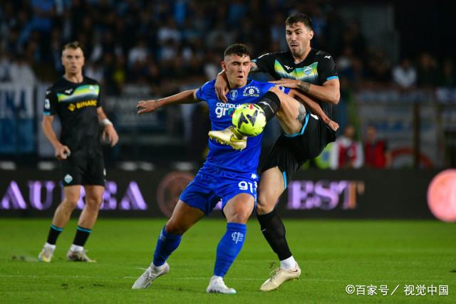 关于斯图加特纵身一搏，力争击败汉堡队的信息