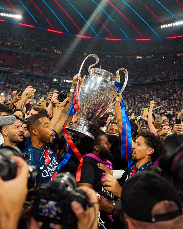 巴黎圣日耳曼主场大胜圣埃蒂安，实力碾压的简单介绍