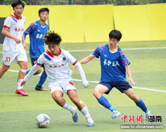 湖南队在全国足球挑战赛中杀出重围，一路向前的简单介绍