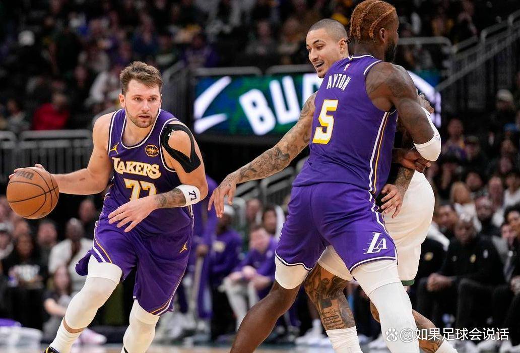 雄鹿鏖战骑士，东契奇带队取胜