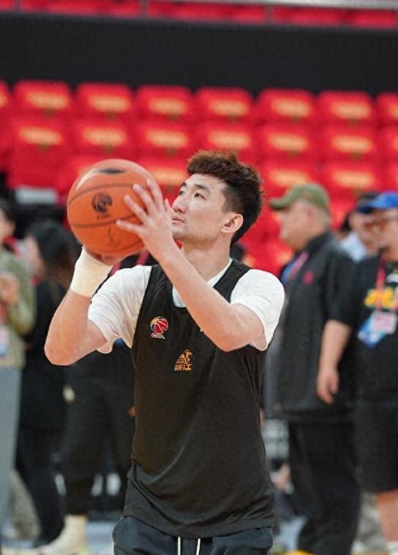 广州队完胜魔术，孙铭徽高光表现