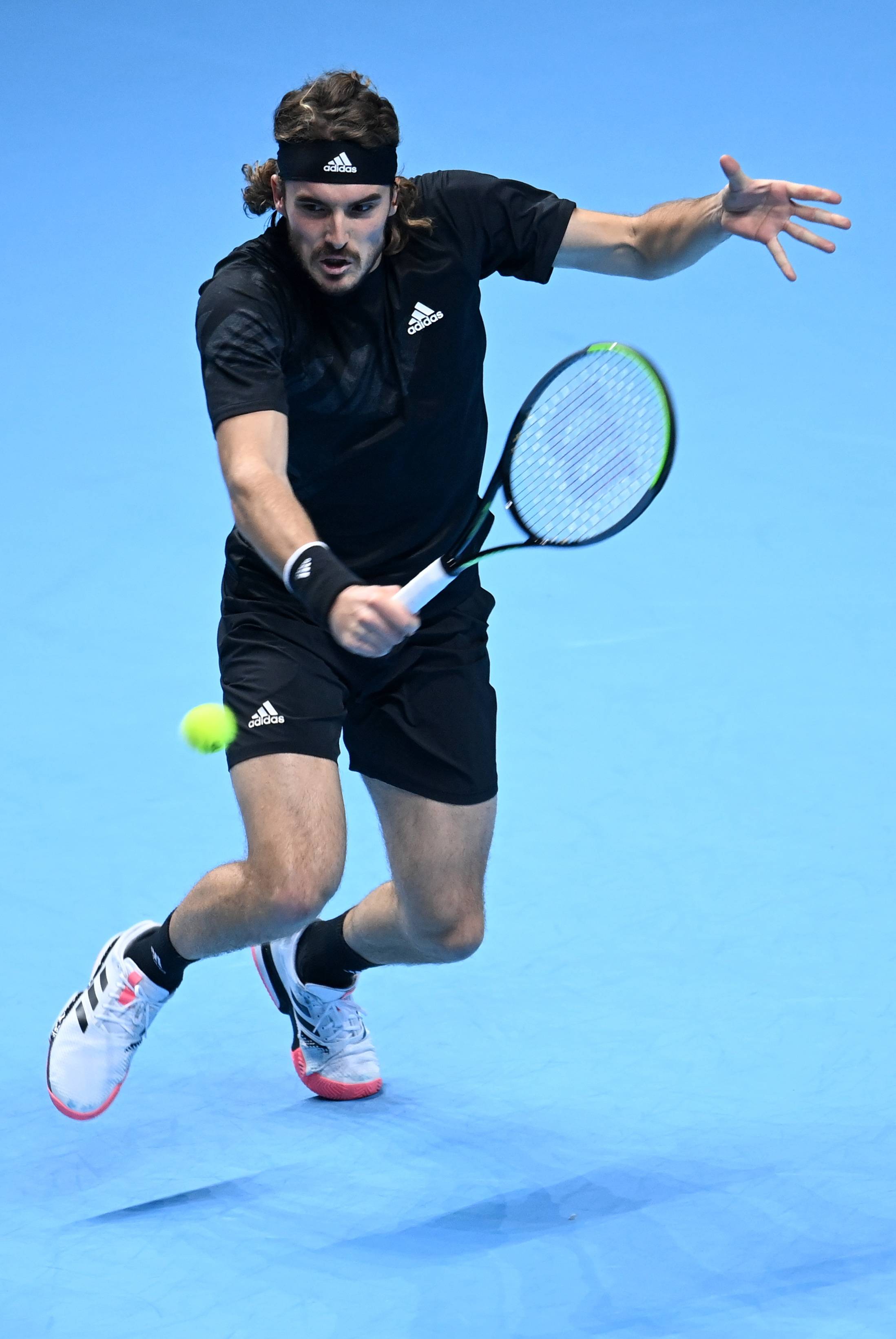 关于ATP总决赛轻取年终总决赛，西西帕斯状态火热的信息