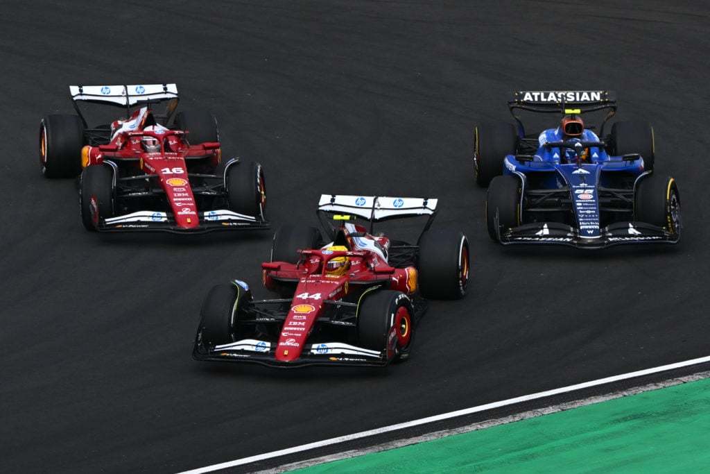 红牛车队轻取迈凯伦，诺里斯点燃赛场的简单介绍