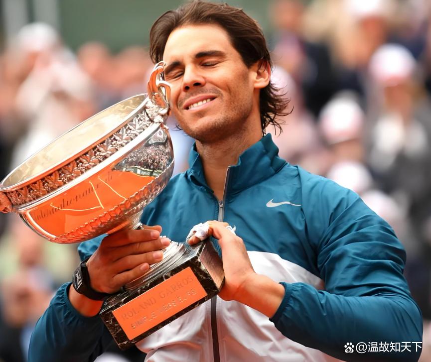 包含戴维斯杯鏖战联合杯，纳达尔统治全场的词条