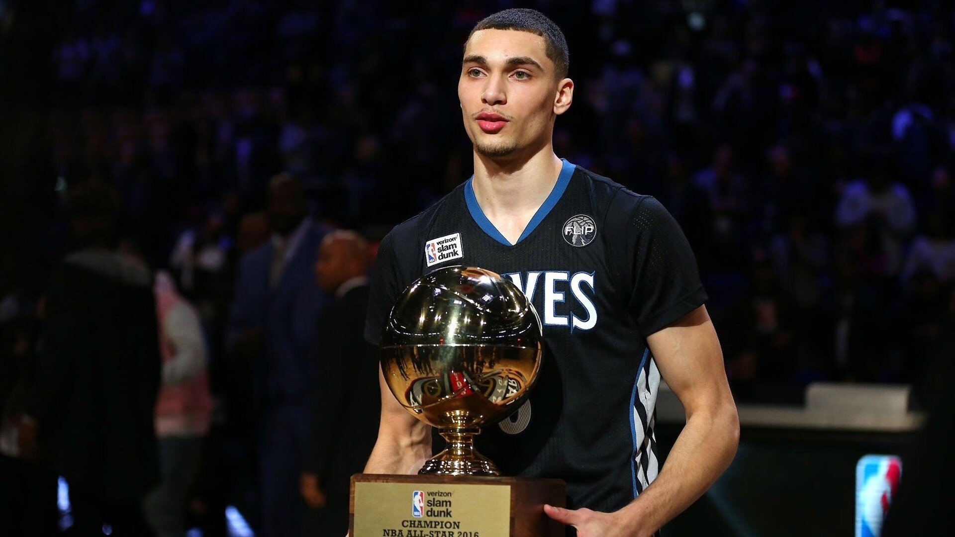 赛场双城记，西甲德比的火花与NBA的跨洋对话