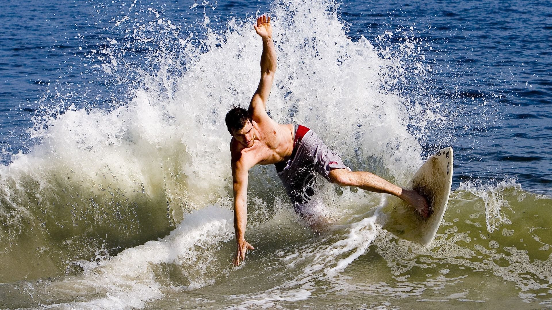 皮克定律，当喀麦隆绿茵遇见尤文玄学，舞台越大他越强